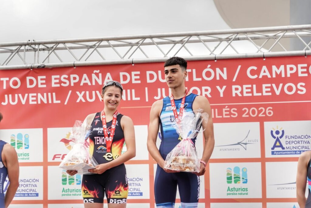 María Tenorio y Jonay Álvarez ganan el Campeonato de España de Duatlón Júnior Sprint, y el Tribarros Villafranca el nacional de Relevos Mixtos de Talentos en Avilés
