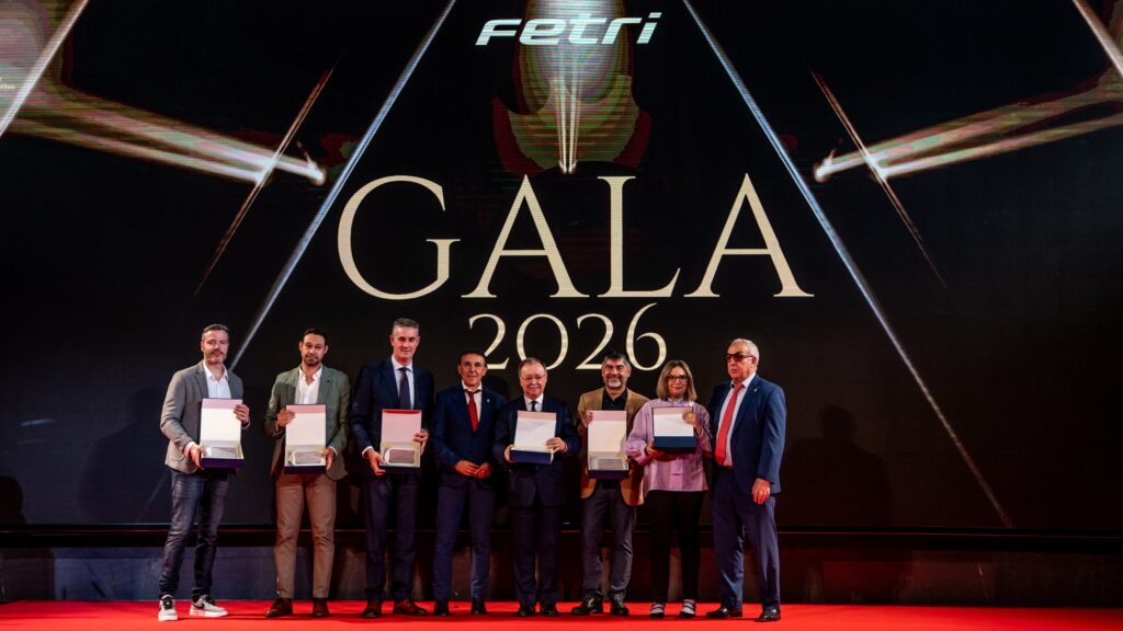La Gala de la FETRI en el COE reconoce a los grandes referentes del triatlón español en una jornada de homenaje a nuestro deporte