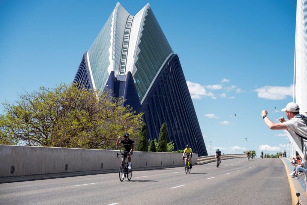 IRONMAN 70.3 Valencia cuelga el cartel de “Sold Out” en tiempo récord: dorsales agotados en tan solo 10 días