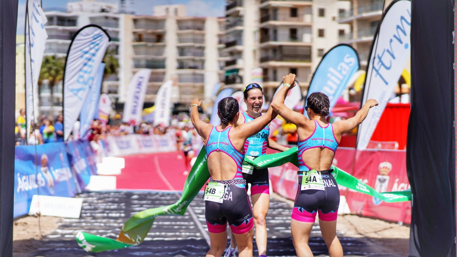 Náutico de Narón y Cidade de Lugo Fluvial ganan en Águilas el nacional de Relevos en la segunda jornada de la Liga Iberdrola y la Liga Suzuki de Triatlón 2026