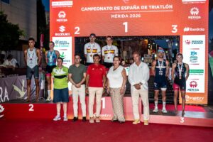 Maite Jiménez-Orta y David Cantero ganan el Campeonato de España de Triatlón 2026 en Mérida