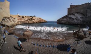 31 países europeos presentan a sus mejores triatletas jóvenes en Melilla en el marco de los II Juegos del Agua