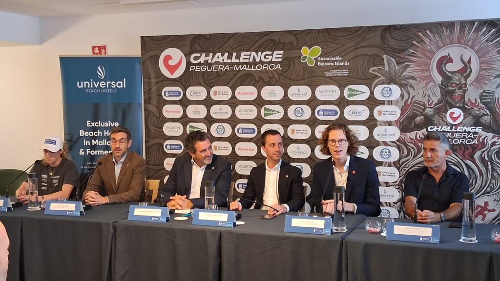 Calvià activa al triatlón mundial con la celebración de la  12ª edición de Challenge Peguera Mallorca 2026